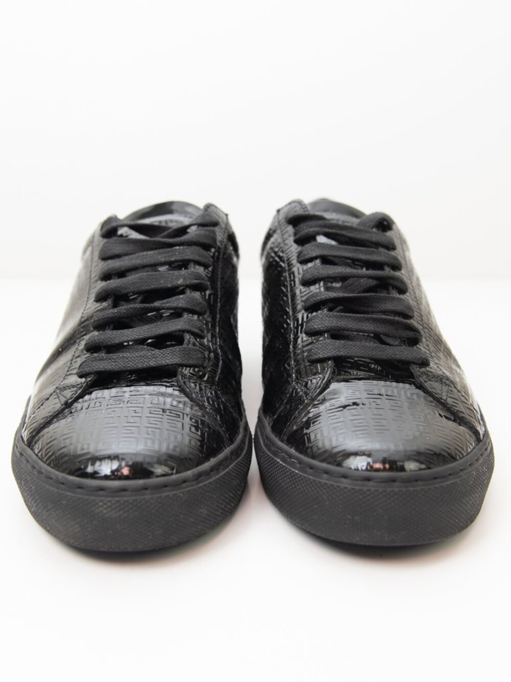 Givenchy Urban Street Logo-Embossed Patent Leather Sneakers Black Size 38.5 8.5 - Picture 2 of 14